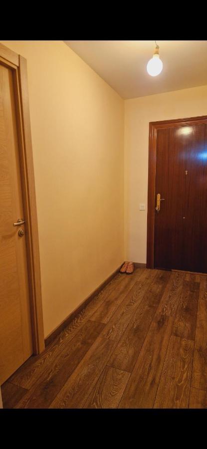 Piso Completo Centrico Y Habitaciones En El Casco Antiguo De Salamanca Ngoại thất bức ảnh